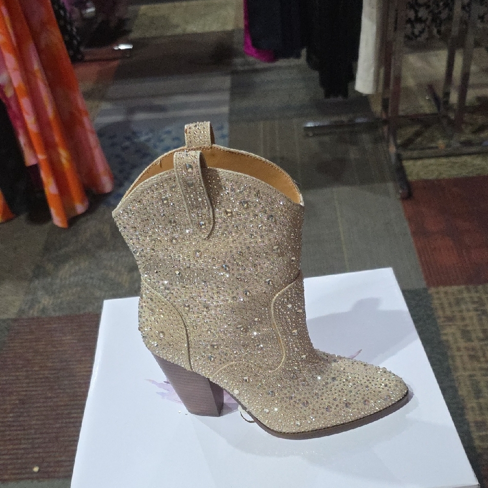 Jessica Simpson Glittering Tan Heeled Boots